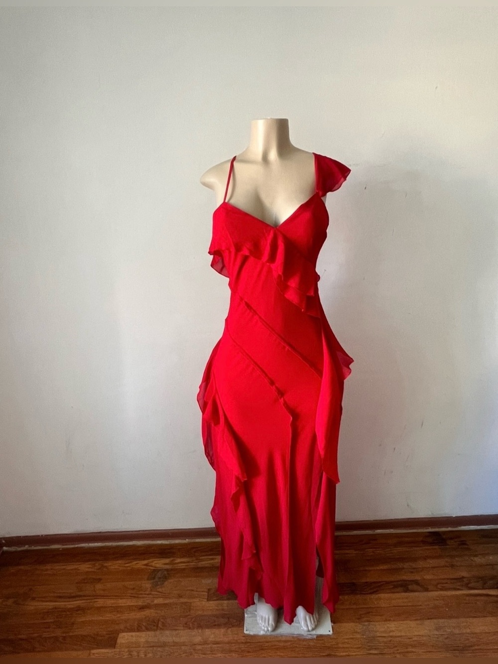 Beautiful Red Ruffle Chiffon Sheath Dress